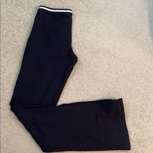 Women’s athletic pants